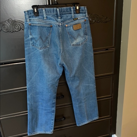 Vintage Wrangler Crop Jeans - Picture 2 of 8